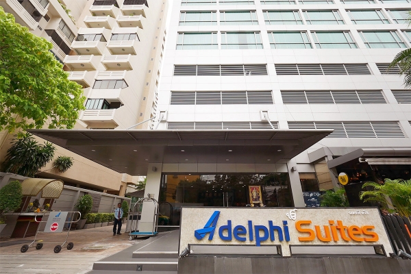 Adelphi Suites Bangkok(埃德尔菲套房酒店)